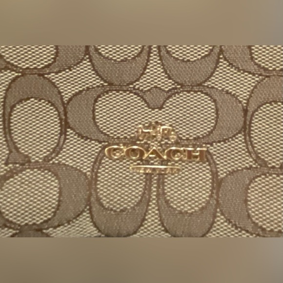 NWT Coach 2018 Isla Signature Jacquard Crossbody - Picture 8 of 11